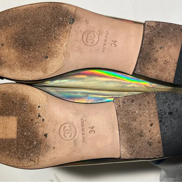 CHANEL Iridescent Ballet Flats with Black Cap Toe - Picture 6 of 16